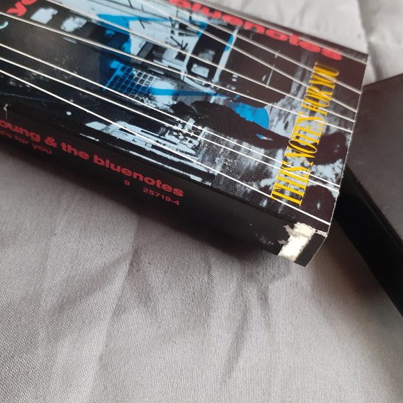 This Notes For You - Neil Young & The Bluenotes (Cassette 1988 Reprise) Tested - Picture 5 of 8